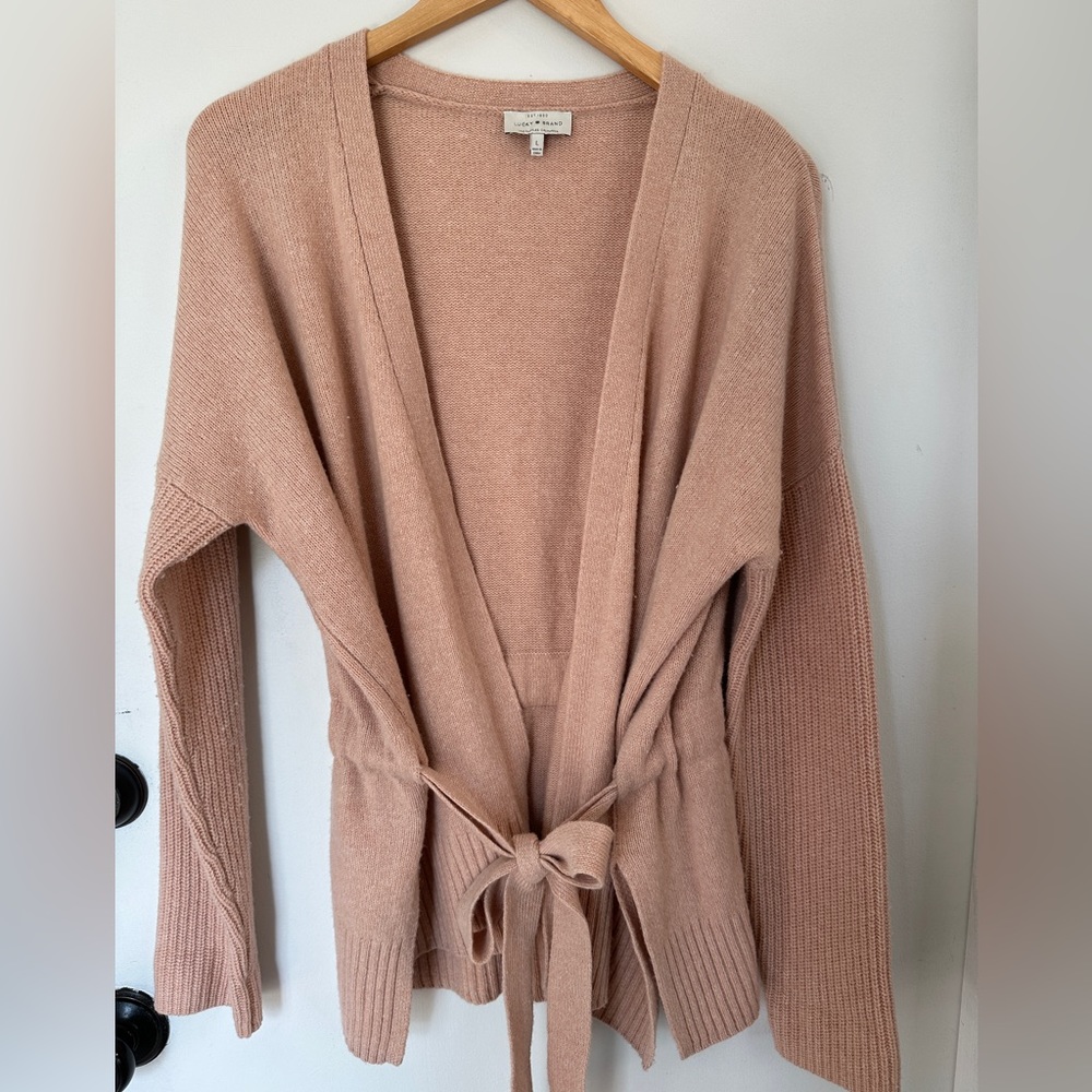 Lucky Brand soft light pink cardigan size Large